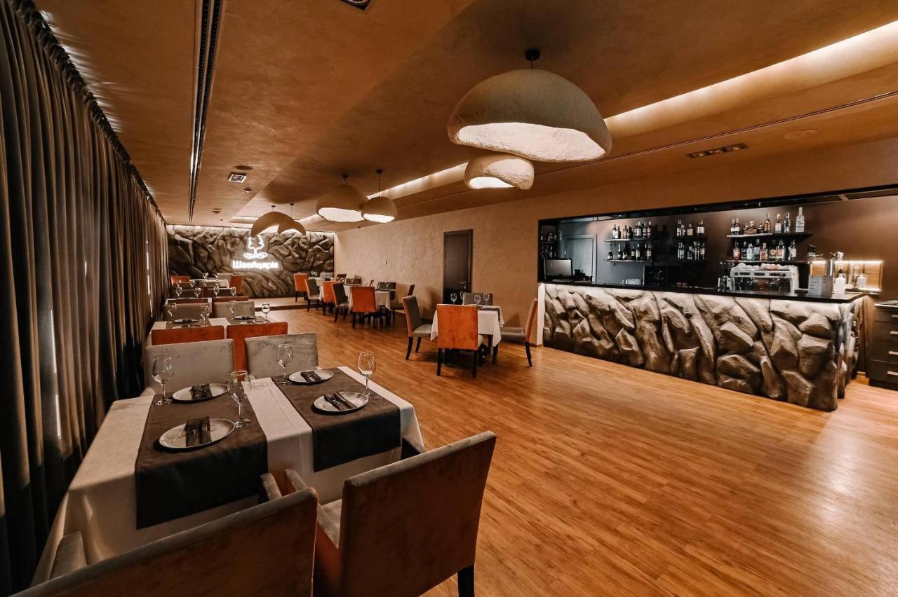 Park Hotel Switzerland Obariv Kültér fotó
