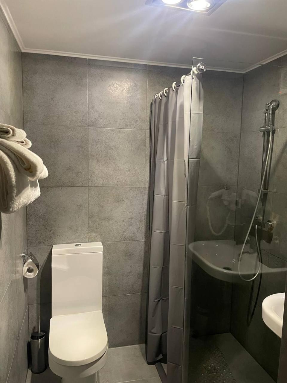 Park Hotel Switzerland Obariv Kültér fotó