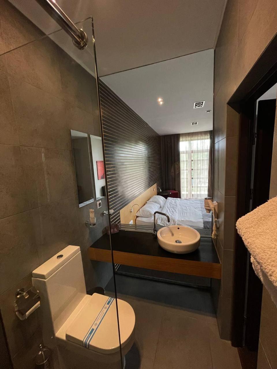 Park Hotel Switzerland Obariv Kültér fotó